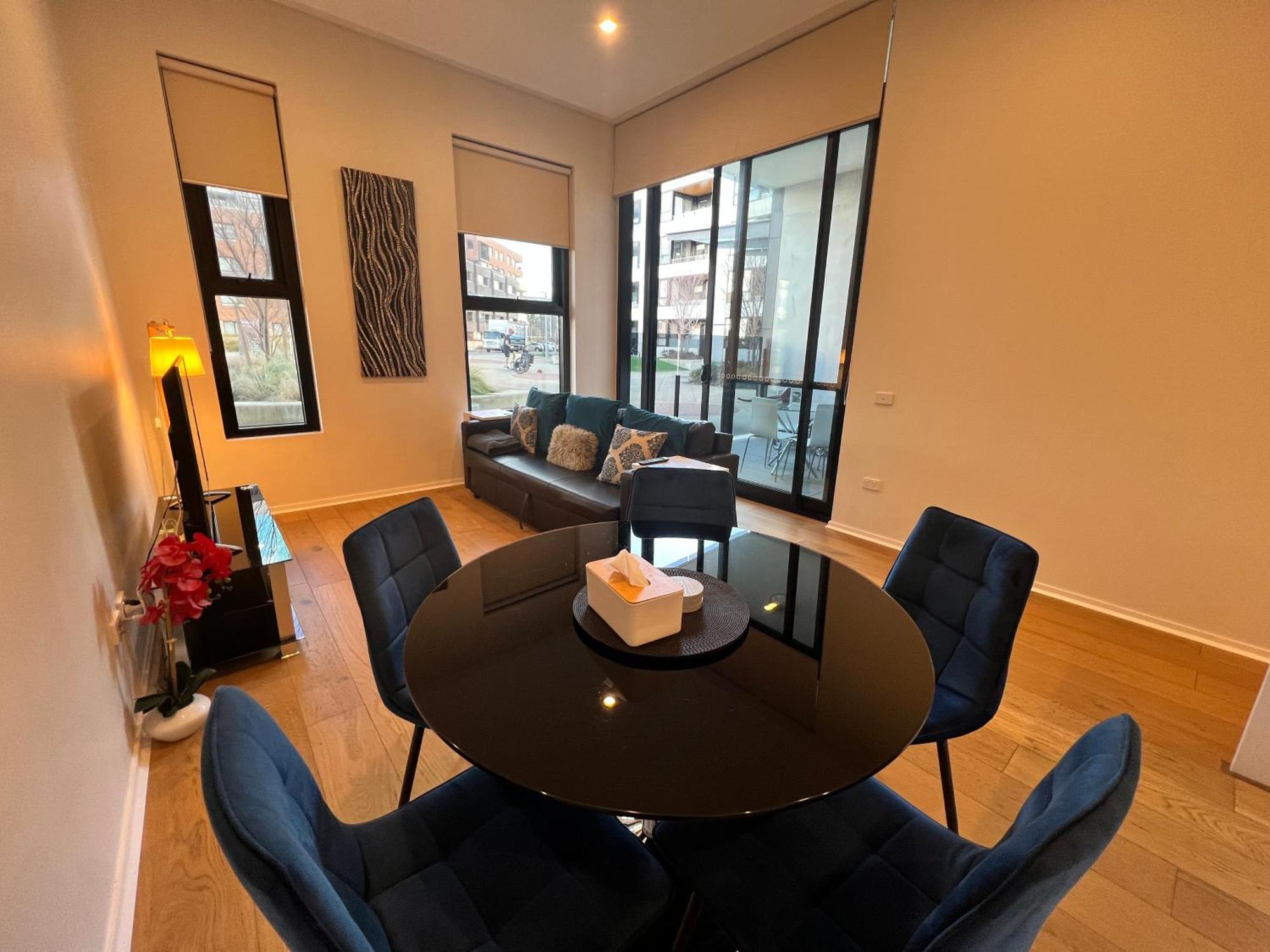 Luxe 2Br Executive Apartment Kingston Pool Parking Wifi Bbq Wine Exterior foto